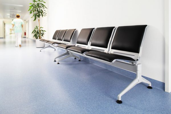 Einrichtung Wartebereich